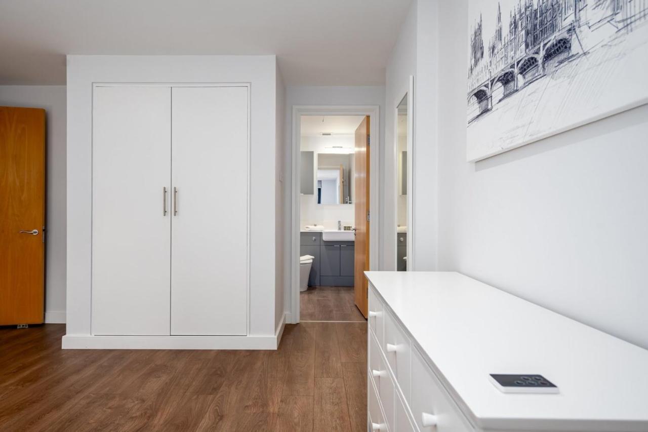 Modern & Spacious 2 Bedroom In Central Londyn Zewnętrze zdjęcie